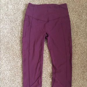 lululemon cropped leggings. size 6